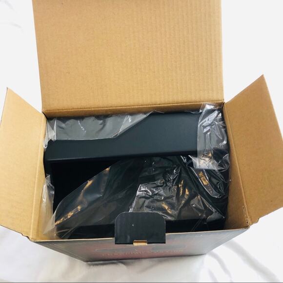 NIB Black Compact Charging Station Organize Multiple Devices HInged Back Panel - Picture 3 of 16